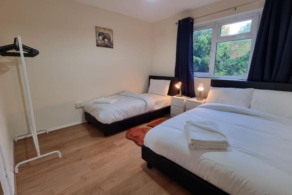 2 Bedroom Apartment In Kennington London Exterior photo